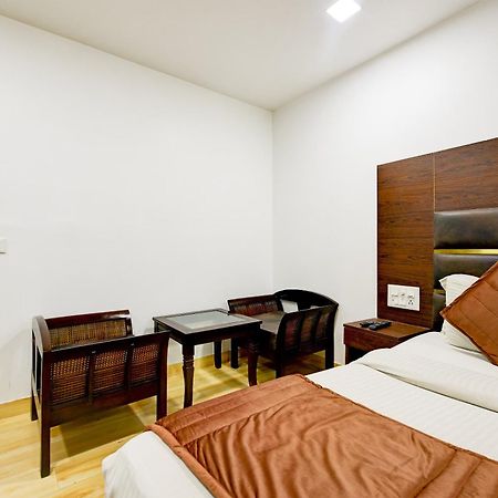 Staybook South Delhi نيودلهي المظهر الخارجي الصورة